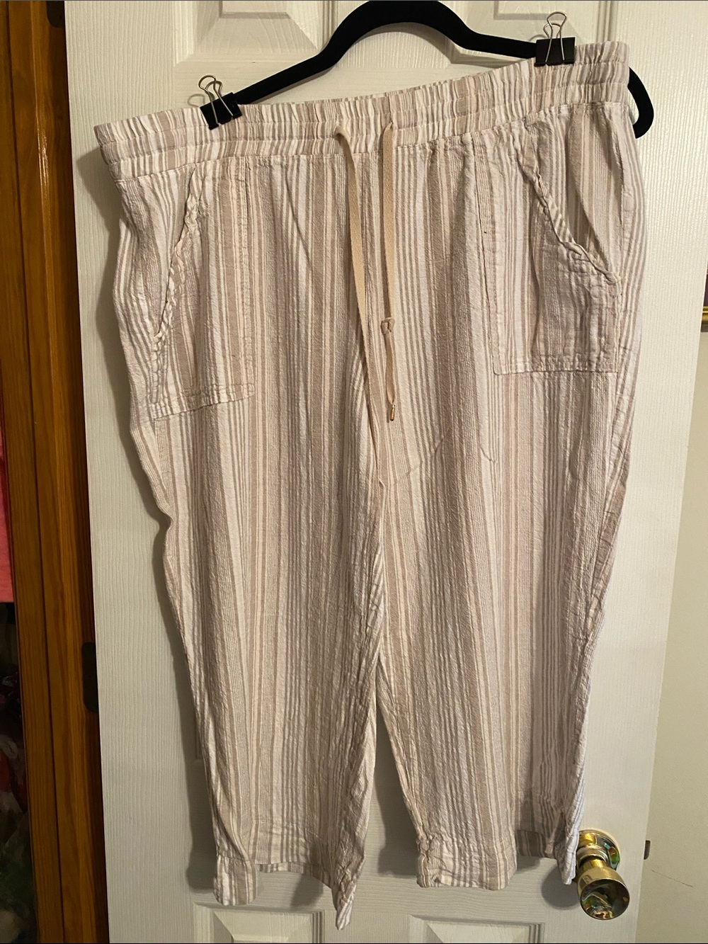Light linen Cream Striped Drawstring Capris